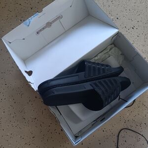 New Slippers size 13